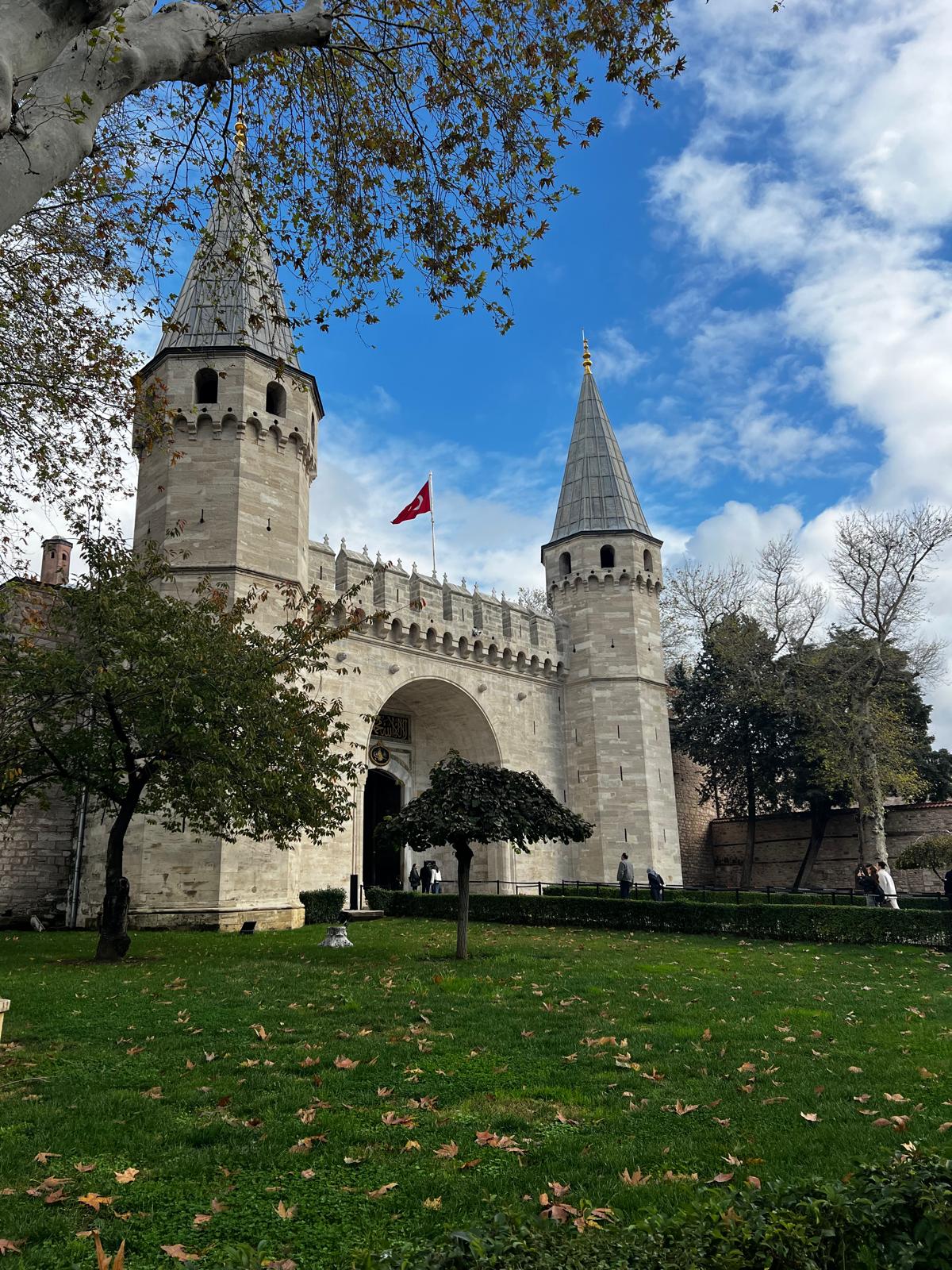 Private Istanbul Highlights Tour with Mercedes Van & Licensed Guide
